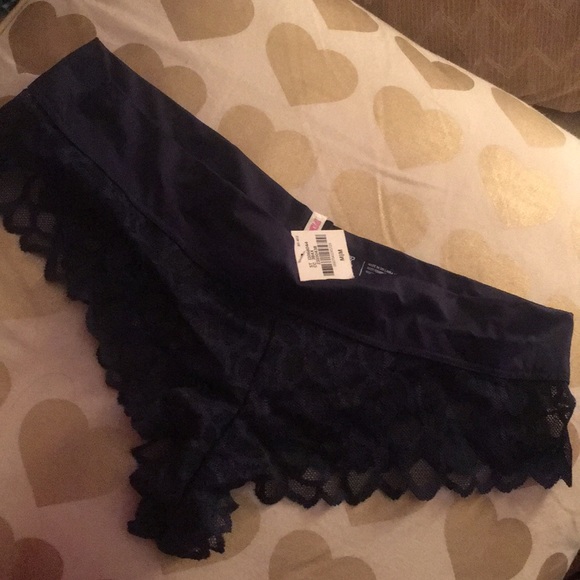 Two extra low cheeksters - Picture 3 of 3